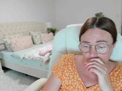 -Michelle-