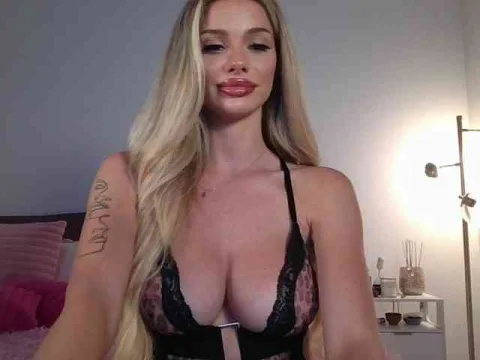 NicoleSarahX