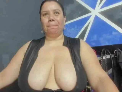 MATURE-ANIKA