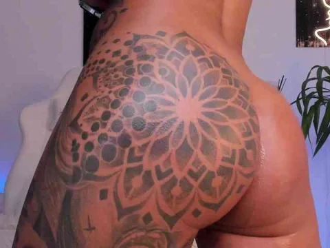 AnyssyaHot