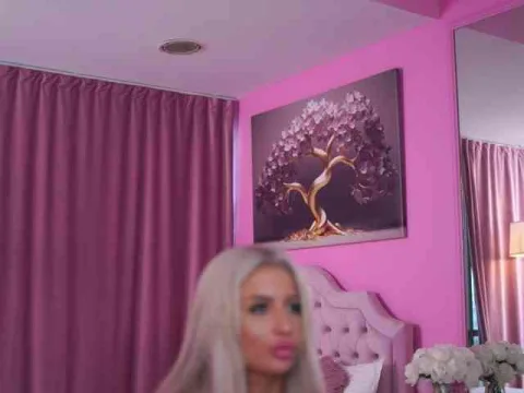 LaraBrynn