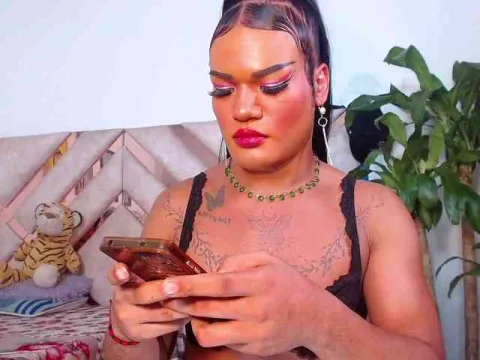 SARA_DIRTY_BIGCOCK