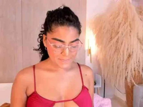 CarlyMonroee