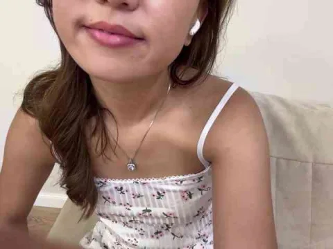 Naomi33