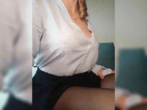 -JuliaRose-
